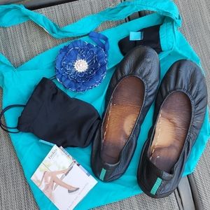 Black Tieks 6